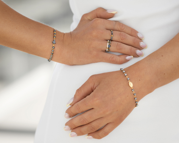 Bransoletki różańce — połączenie wiary i elegancji w różańcu na rękę