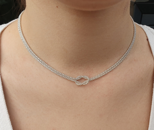 1583 naszyjnik srebrny 925 z węzełkiem