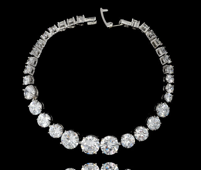 599/1110 BIAŁE ZŁOTO CYRKONIE BRANSOLETKA