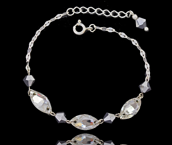 1300 bransoletka srebrna 925 elegancka z kryształkami