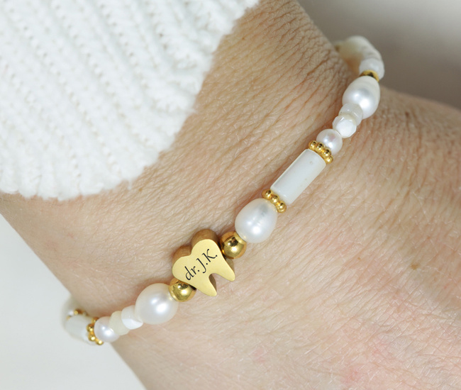 bransoletka grawerowana dla stomatologa z ząbkiem 1809