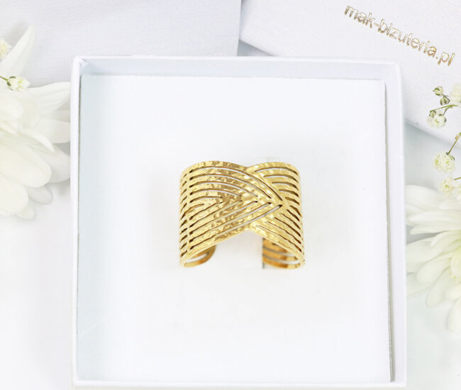 1726/10 szeroki pierścionek ażurowy złocony
