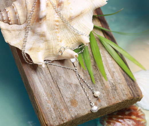 1383/4 naszyjnik z grawerem krawat, srebro 925 muszelka