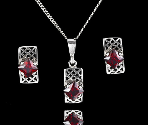 480/235 komplet srebrny ażurowy z bordowymi cyrkoniami