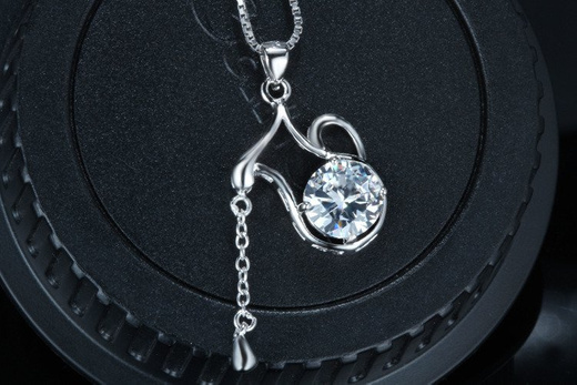 1064/5 wisiorek srebrny dla dzbanek z kropelką