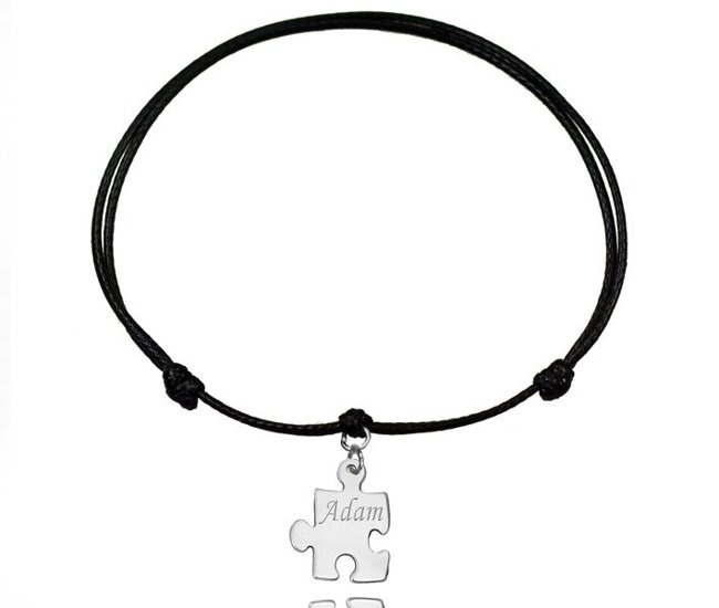 BR991 BRANSOLETKA Z GRAWEREM srebrna na sznurku zawieszka delikatna tanio