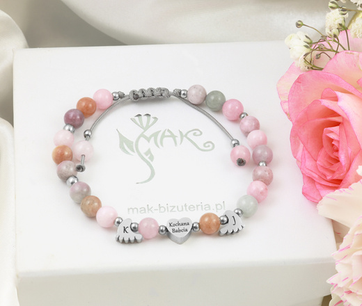 1601 bransoletka z sercem i stopkami grawerowanym kamienie naturalne