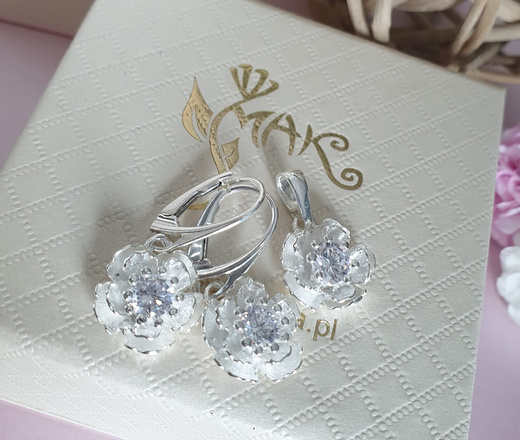 480/475 komplet kwiatuszki misterne z cyrkoniami srebro 925