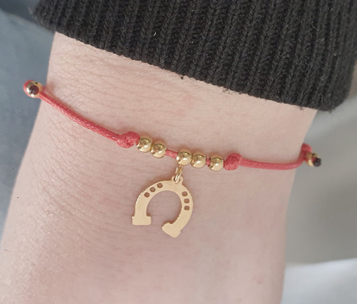 1335 BRANSOLETKA Z GRAWEREM złota na sznureczku