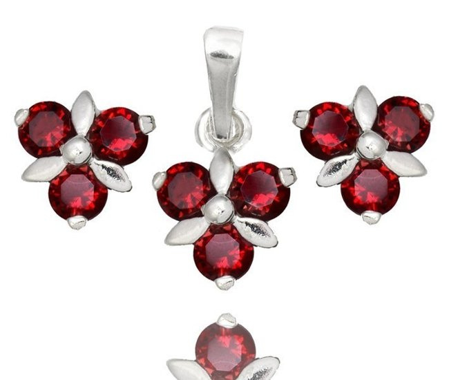 480/329  Komplet srebrny 925, kwiatuszki z cyrkonią czerwoną kolczyki, wisiorek .
