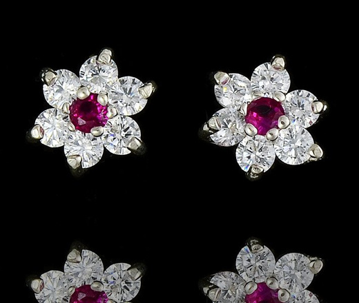 480/125 kolczyki srebrne w kształcie kwiatuszków