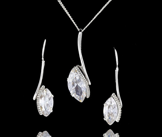 480/239 komplet srebrny z błyszczącymi cyrkoniami