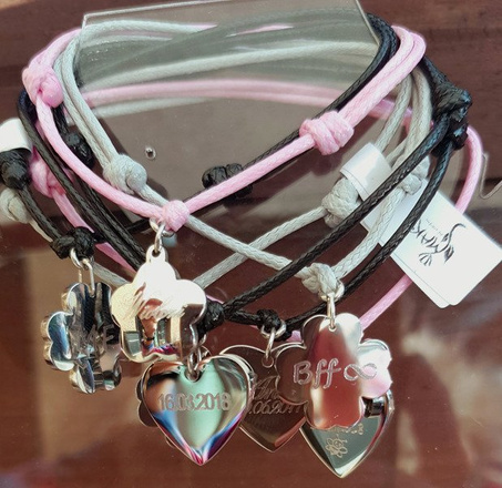 BR640 bransoletka na sznureczku z grawerem kwiatek