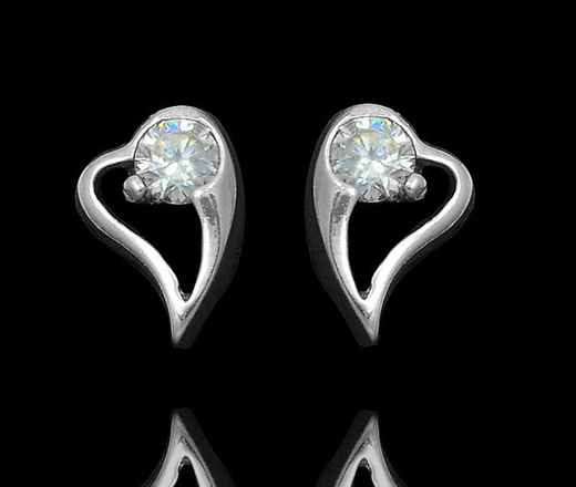 480/260 kolczyki srebrne 925 serce asymetryczne cyrkonia