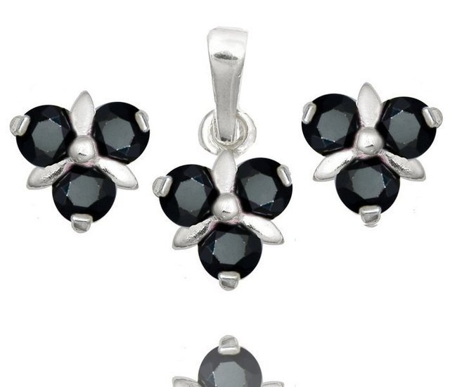 480/328  Komplet srebrny 925, kwiatuszki z cyrkonią czarną kolczyki, wisiorek .