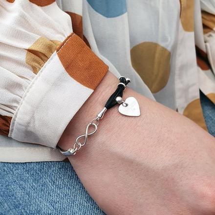 1111 Bransoletka z grawerem srebrna ze znakiem nieskończoności i serduszkiem