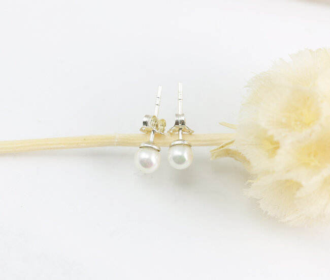 1724 kolczyki srebrne z perłami