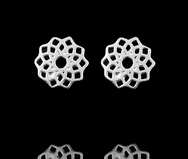 1070 kolczyki rozetki srebro 925 sztyft