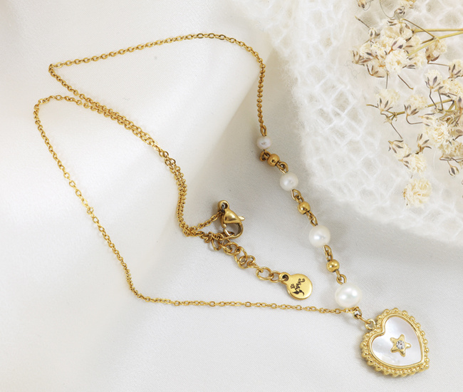 Pozłacany naszyjnik z perłami serce 1773