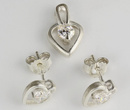 480/166  komplet srebrny serduszka z błyszczącymi cyrkoniami
