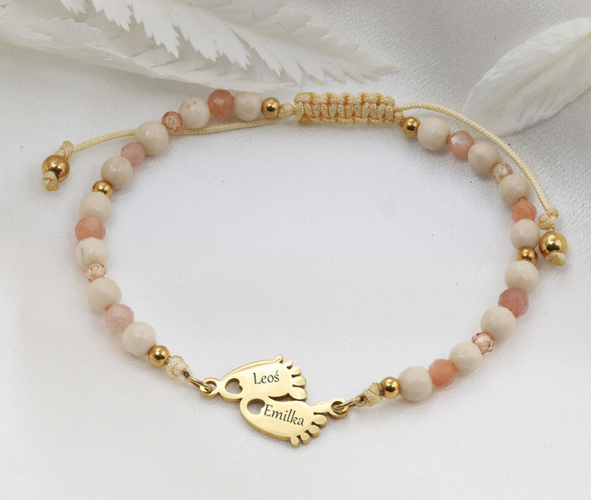 Bransoletka z grawerem dla mamy stópki z imionami dzieci na sznurku 1800