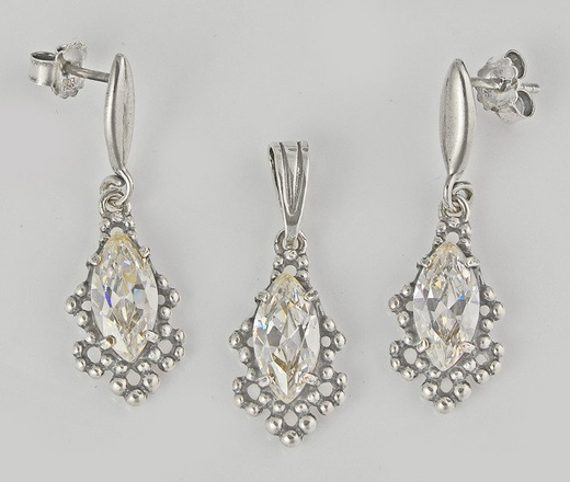 480/191 komplet srebrny w owalną cyrkonią