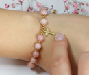1737/1 różowa bransoletka różaniec złocona z opalem różowym