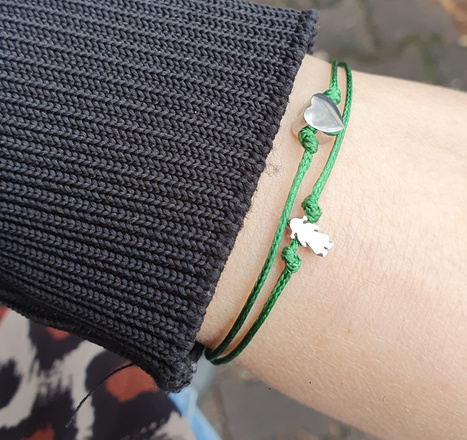 1333 bransoletka z grawerem na sznureczku dziewczynka serce