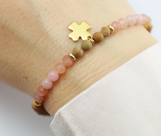 1734/8 różowo-beżowa bransoletka pozłacana z grawerem i kamieniami naturalnymi Premium