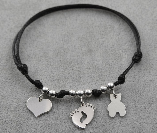 1002M BRANSOLETKA Z GRAWEREM srebrna na sznurku serce, miś, stópki