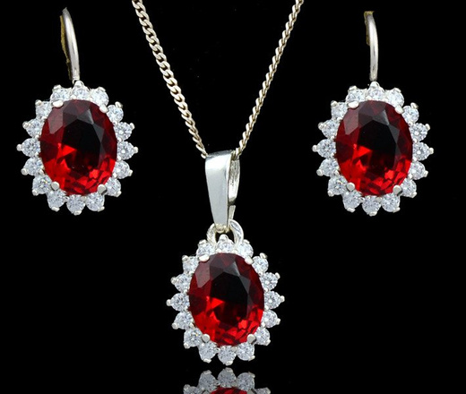 480/81 komplet srebrny owale z cyrkoniami rubinowymi