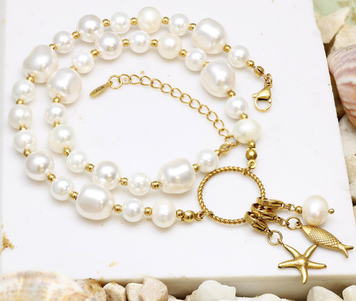 naszyjnik pozłacany z perłami hodowlanymi i charmsami na lato rozgwiazda i perła 1820