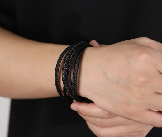 599/1137 bransoletka męska z grawerem skóra i kamienie wulkaniczne