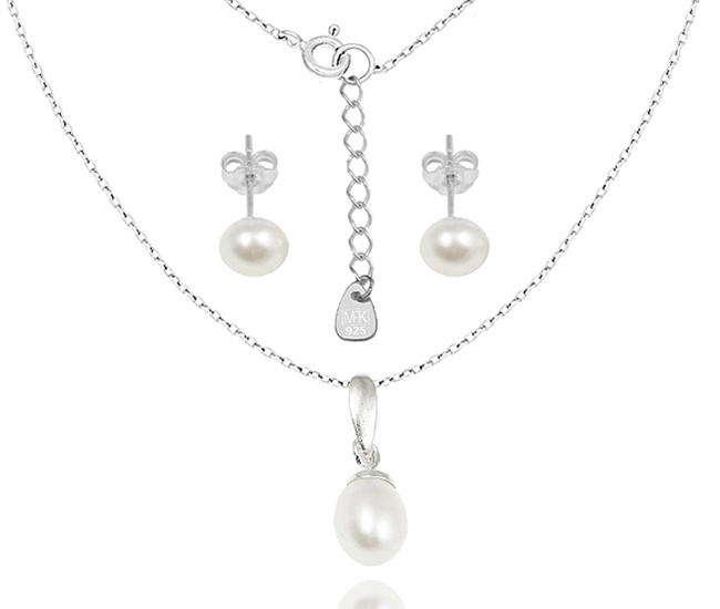 1548 komplet srebrny 925 - naszyjnik + sztyft perły średnie 5 mm