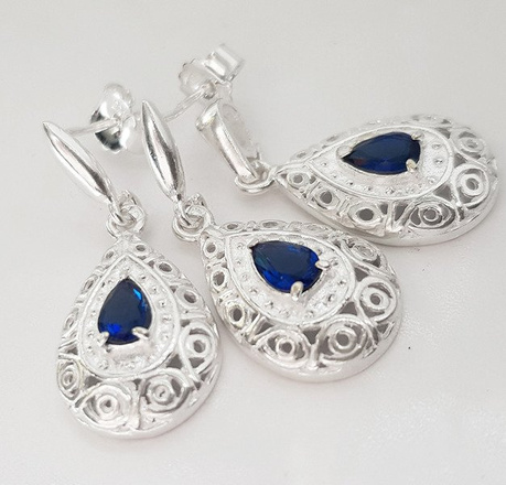 480/76 komplet srebrny łezki z cyrkoniami szafirowymi