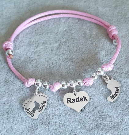 1002M BRANSOLETKA Z GRAWEREM srebrna na sznurku serce, miś, stópki