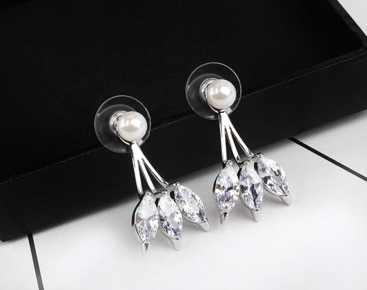 KOL 599/870 KOLCZYKI srebrne wysadzane cyrkoniami z perłą
