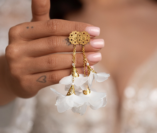 1749/1 naszyjnik ślubny pozłacany z perłami