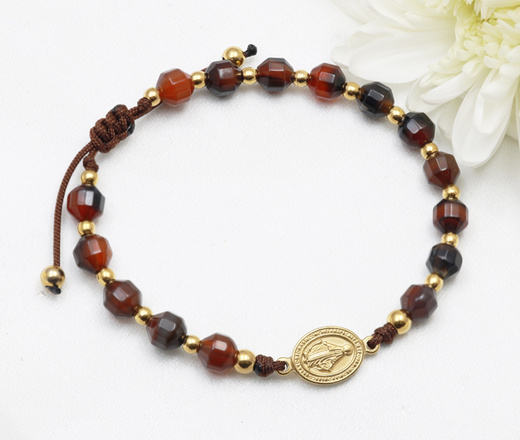  bransoletka różaniec stal złocona na sznureczku agaty brązowe 1877/14