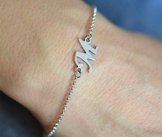 BR892 BRANSOLETKA dowolny inicjał literka Swarovski Elements serce