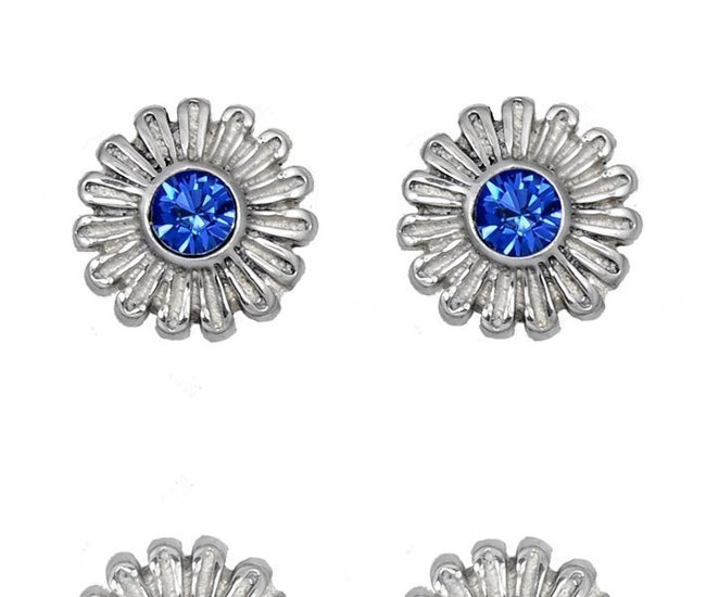 480/141 kolczyki srebrne kwiatuszki z chabrową / niebieską cyrkonią