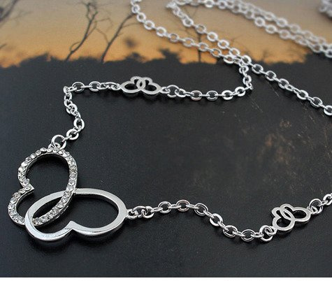 NK599/451 NASZYJNIK platynowany cyrkonie serduszka