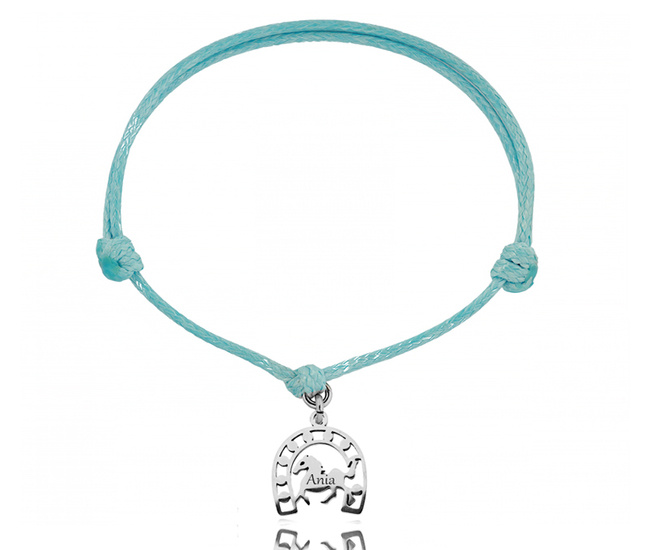 1717/12 bransoletka konik w podkowie na sznurku złota lub srebrna możliwość grawerunku