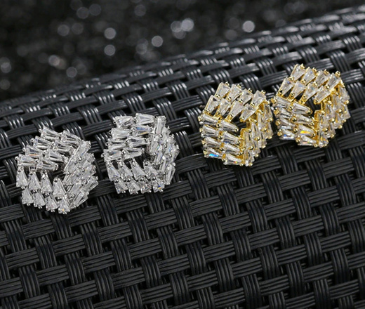 599/1113 kolczyki na sztyft z cyrkoniami duże złote