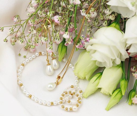 1500 bransoletka srebrna pozłacana z perełkami na ślub elastyczna