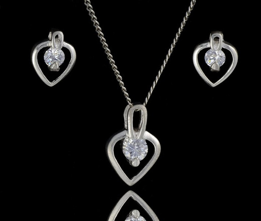 480/166 komplet srebrny serduszka z błyszczącymi cyrkoniami