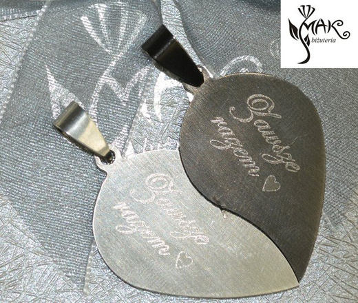 W668 Wisiorki dla zakochanych serce dzielone na pół