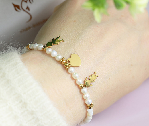 1746/10 Bransoletka złocona z grawerem i perłami dla mamy