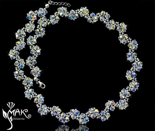 KOL 162 CAB KOLCZKI Z KRYSZTAŁÓW SWAROVSKI ELEMENTS.