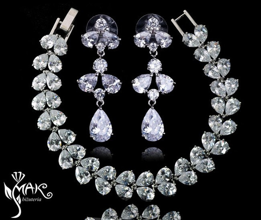 Kol 686/9 KOLCZYKI ślubne, cyrkonie długie Piękne